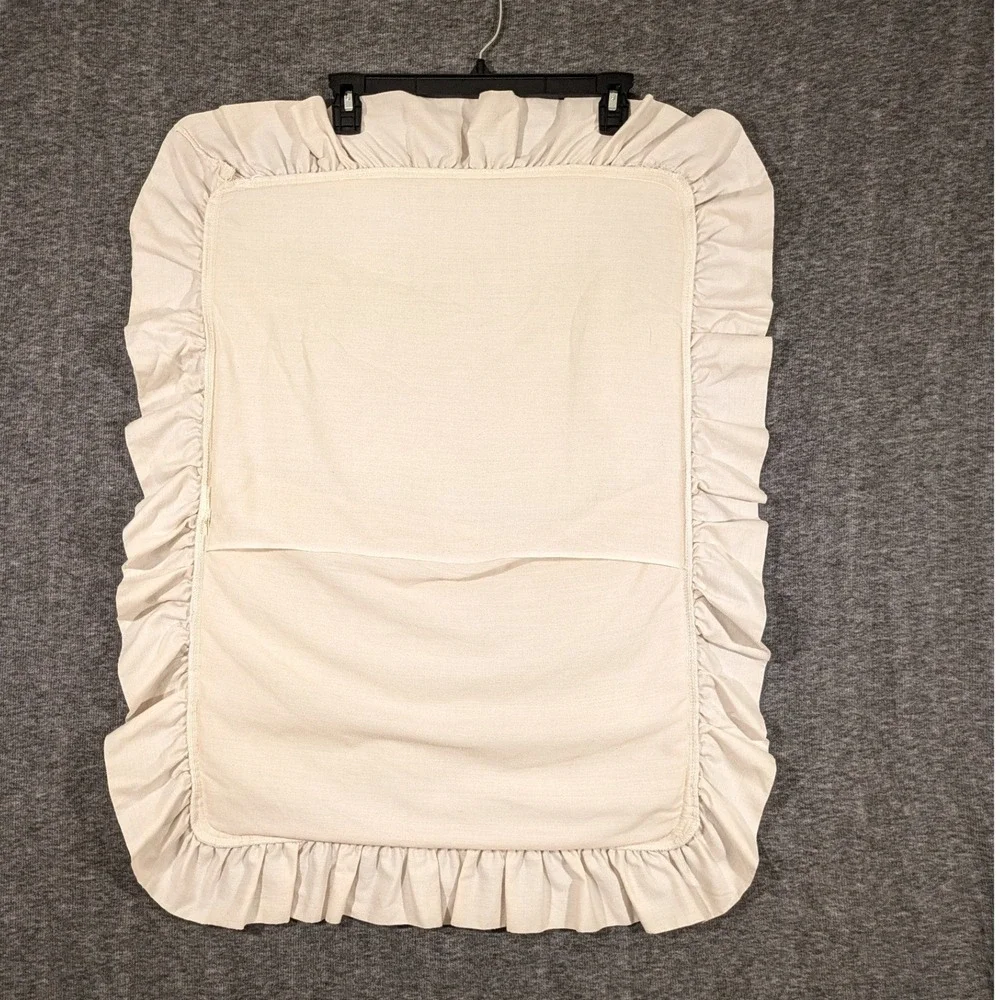 VTG Lace Pillow Shams Pair Cream Ruffle Floral Cottage 26x19 Set of 2